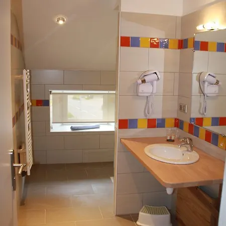 La Petite De Bed & Breakfast