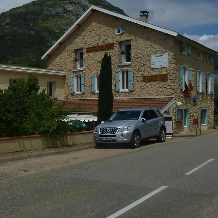 Alojamento de Acomodação e Pequeno-almoço La Petite De